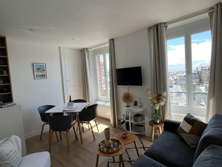 Le Bellevue Lägenhet Granville Exteriör bild